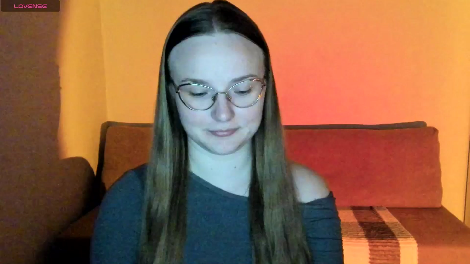 Gallery image thumbnail from Shy_Melany's myfreecams stream on, 10/08/2025, 19:06 image 2 of 20