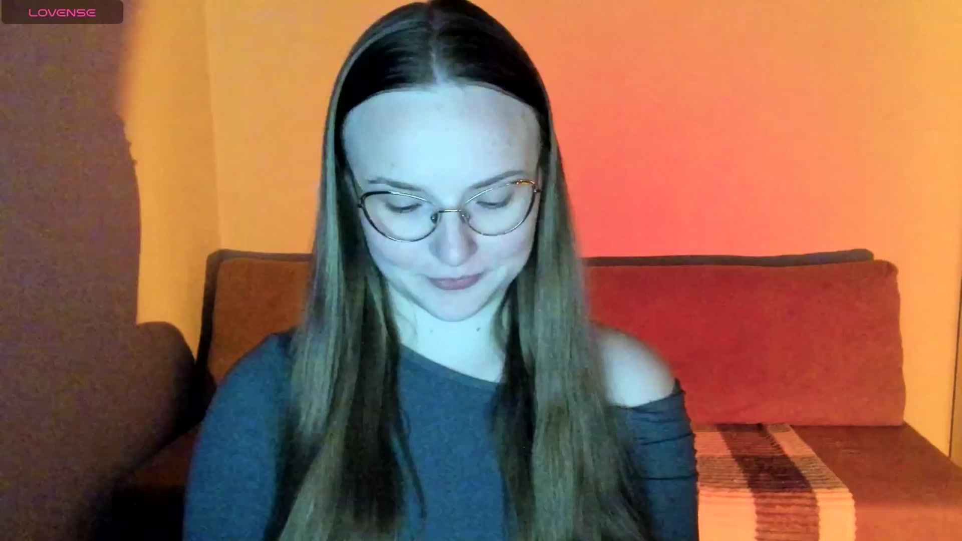 Gallery image thumbnail from Shy_Melany's myfreecams stream on, 10/08/2025, 19:06 image 9 of 20