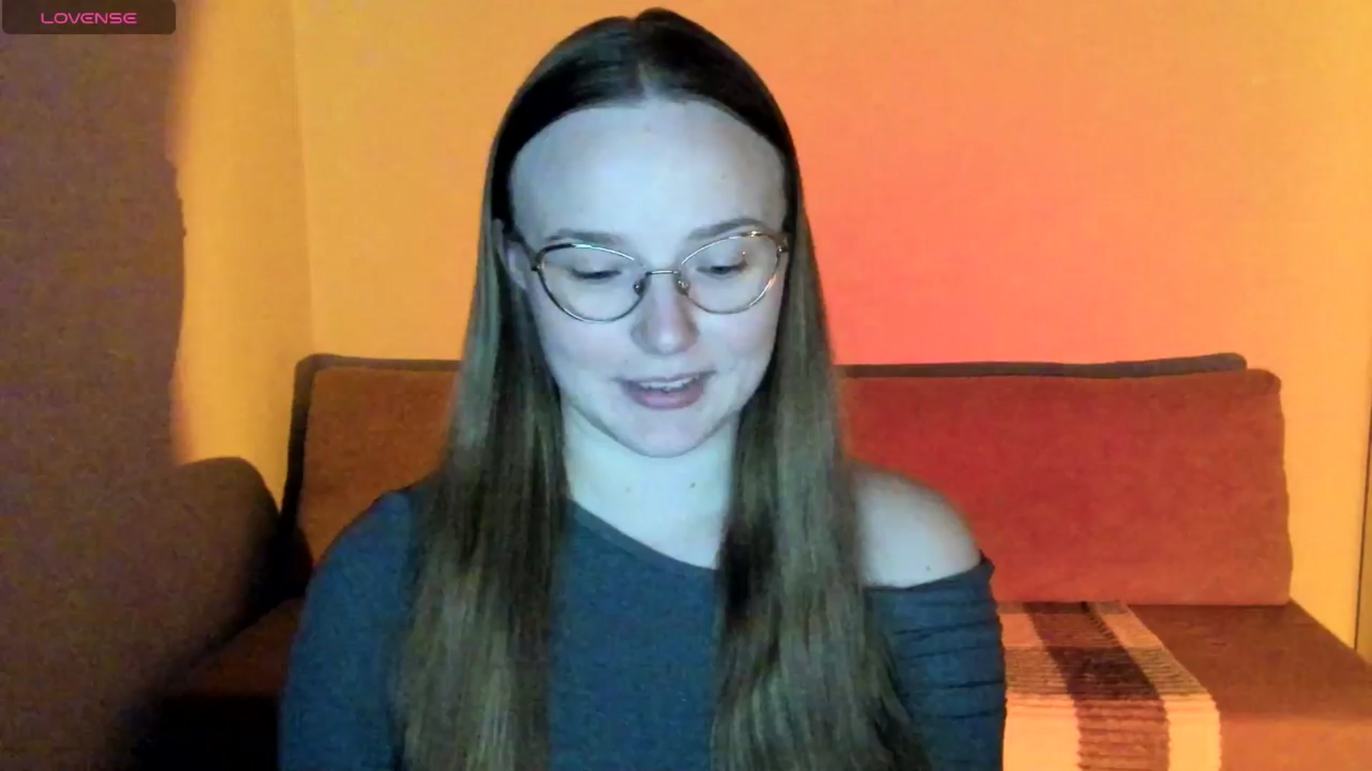 Gallery image thumbnail from Shy_Melany's myfreecams stream on, 10/08/2025, 19:06 image 18 of 20