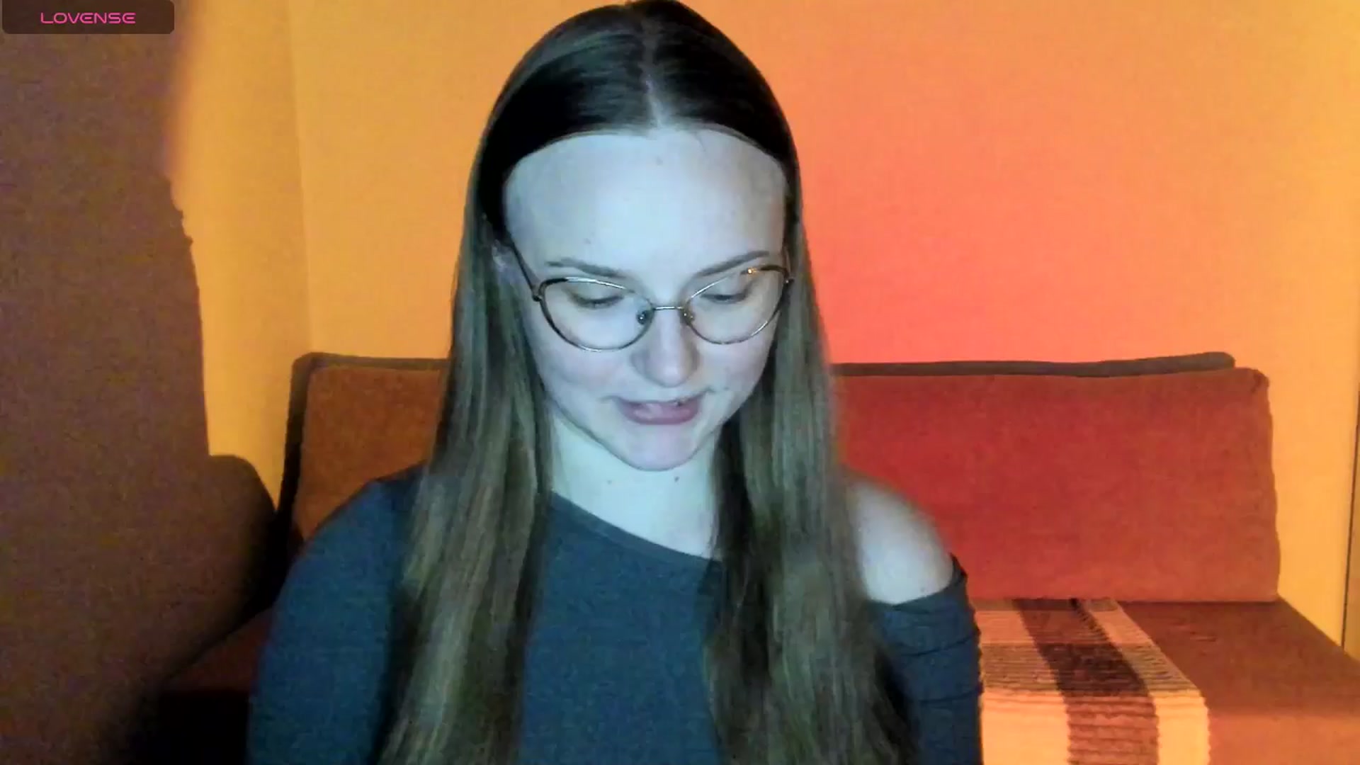 Gallery image thumbnail from Shy_Melany's myfreecams stream on, 10/08/2025, 19:06 image 6 of 20