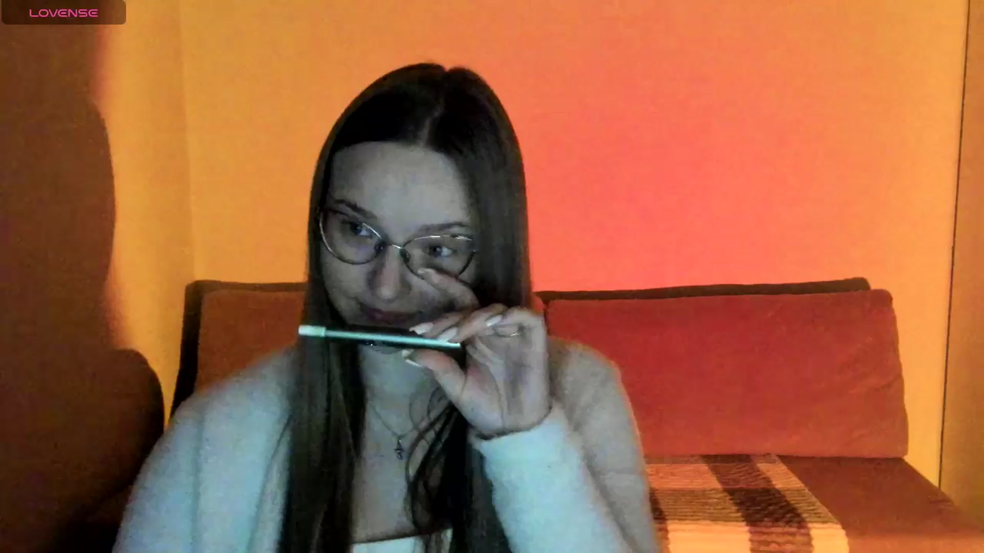 Gallery image thumbnail from Shy_Melany's myfreecams stream on, 10/14/2025, 16:27 image 17 of 20