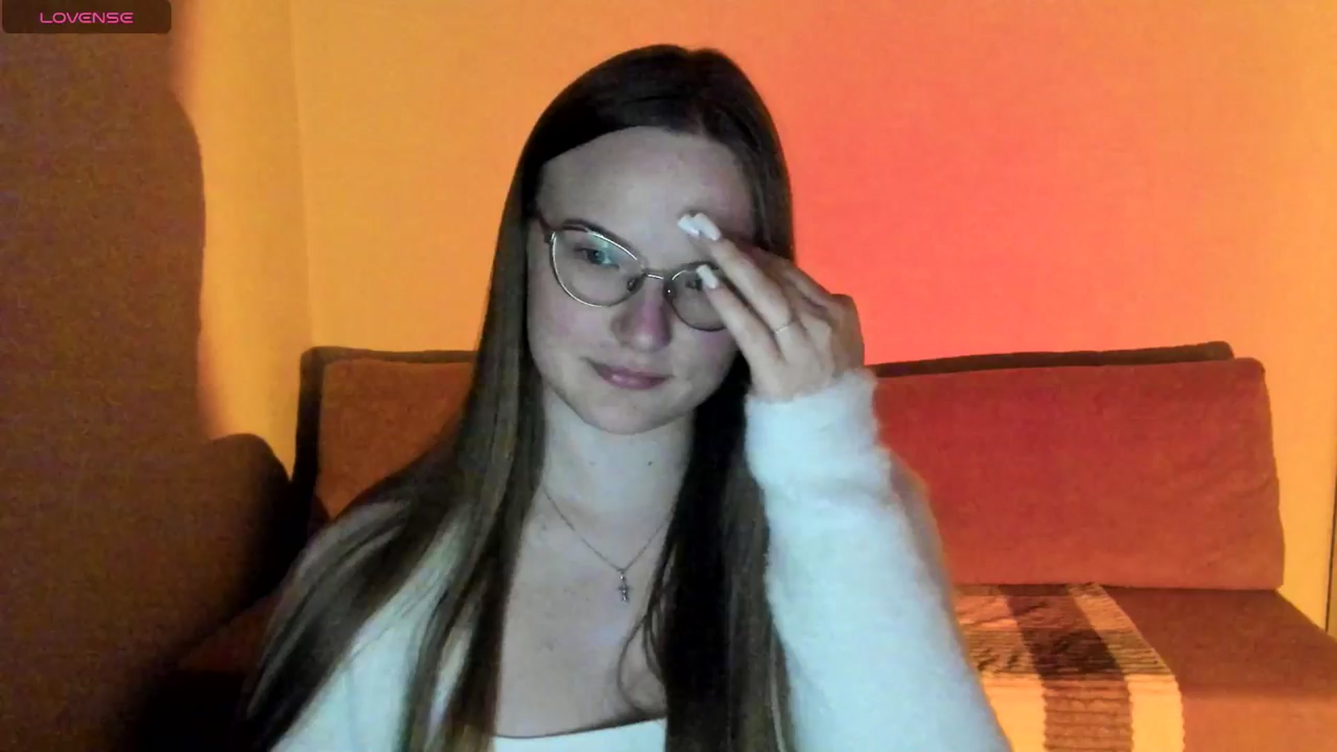Gallery image thumbnail from Shy_Melany's myfreecams stream on, 10/14/2025, 22:32 image 10 of 20