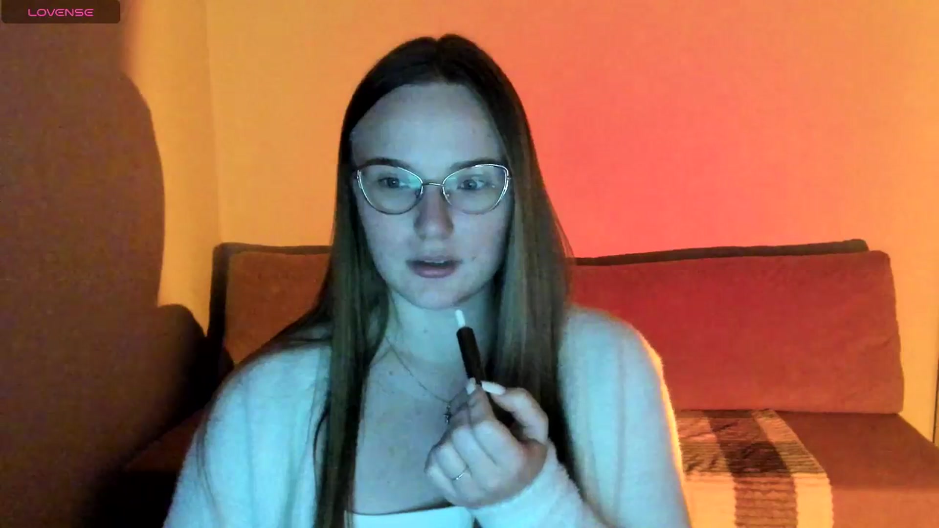 Gallery image thumbnail from Shy_Melany's myfreecams stream on, 10/14/2025, 22:32 image 17 of 20