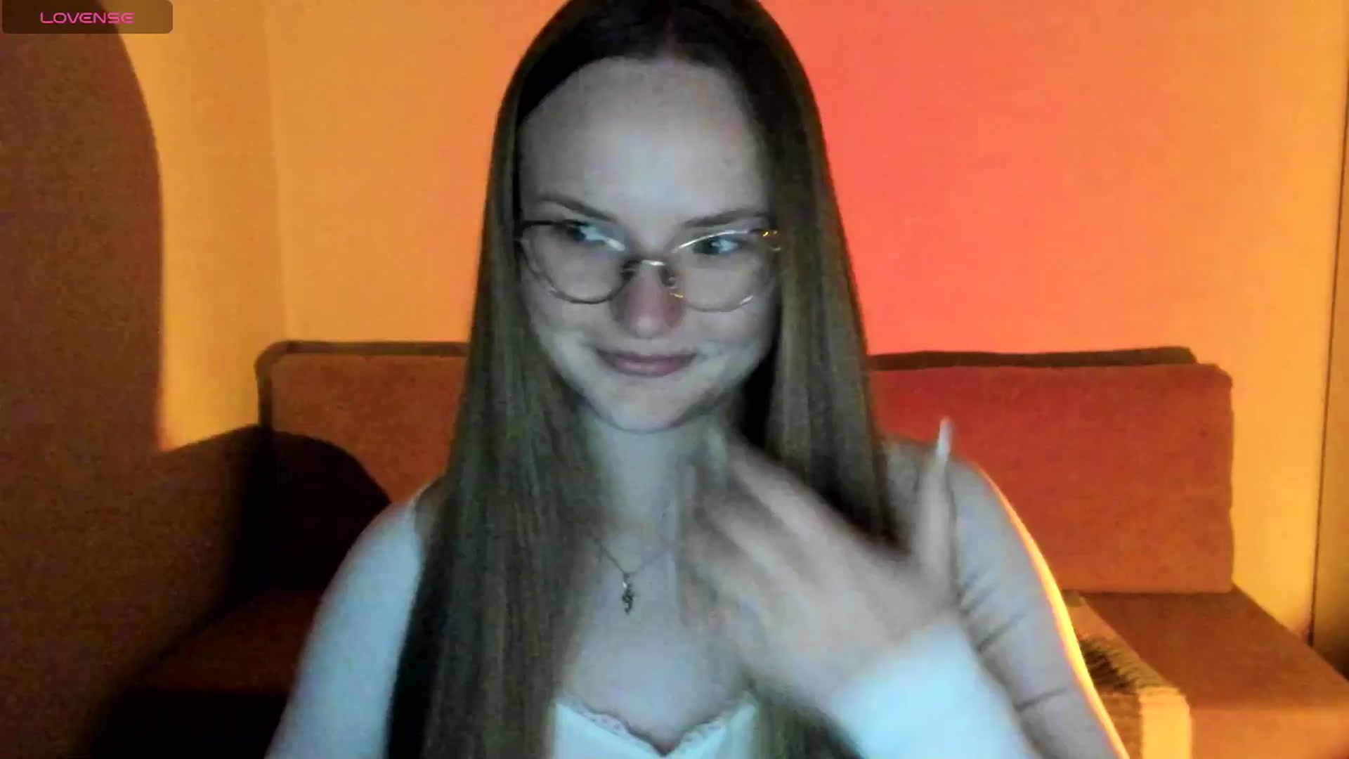 Gallery image thumbnail from Shy_Melany's myfreecams stream on, 10/22/2025, 16:07 image 17 of 20