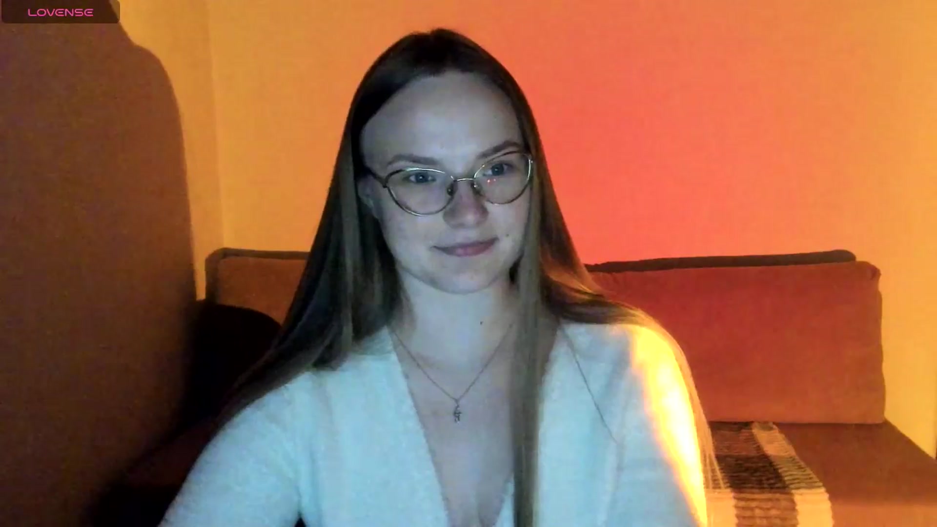 Gallery image thumbnail from Shy_Melany's myfreecams stream on, 10/23/2025, 19:04 image 15 of 20