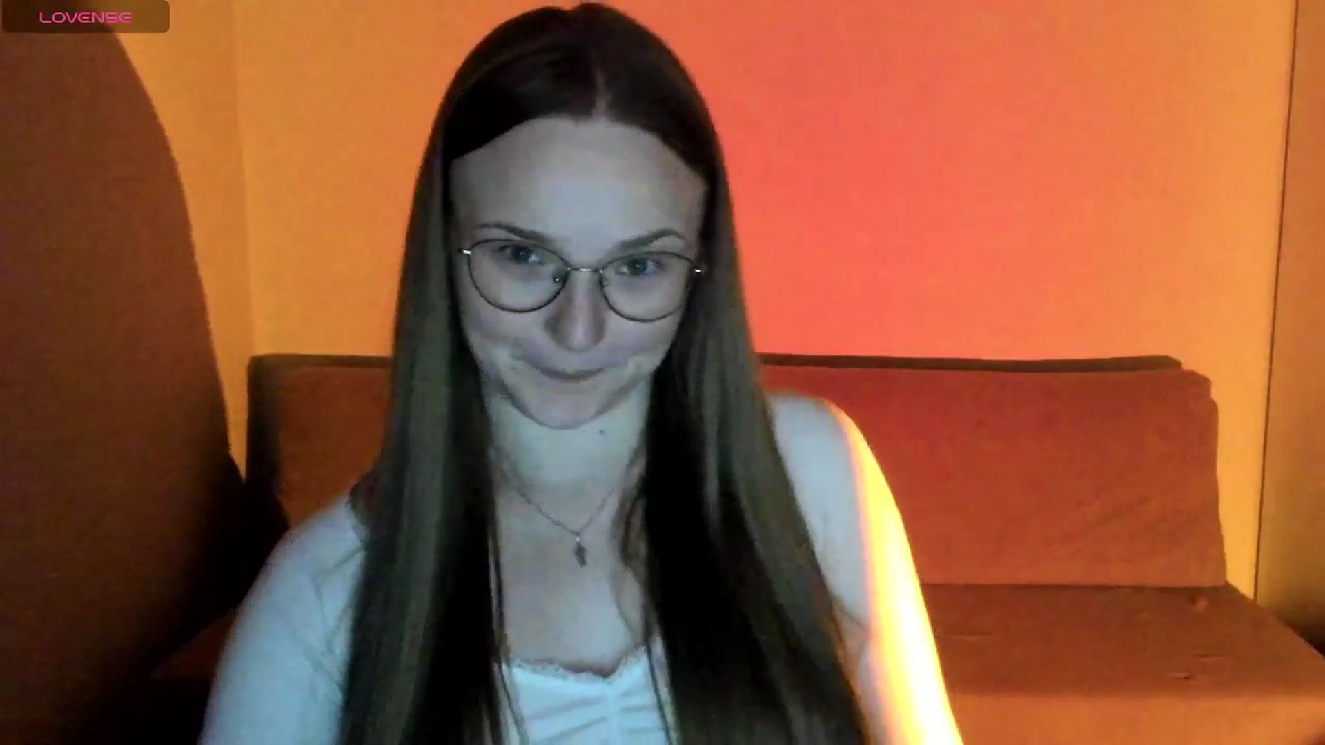 Gallery image thumbnail from Shy_Melany's myfreecams stream on, 10/30/2025, 19:11 image 16 of 20