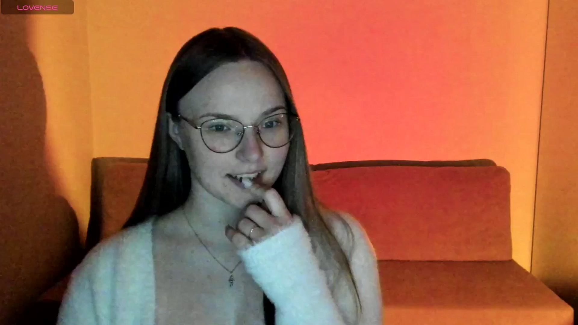 Gallery image thumbnail from Shy_Melany's myfreecams stream on, 11/12/2025, 17:21 image 6 of 20