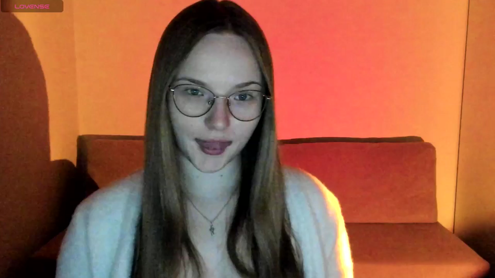 Gallery image thumbnail from Shy_Melany's myfreecams stream on, 11/13/2025, 20:31 image 3 of 20