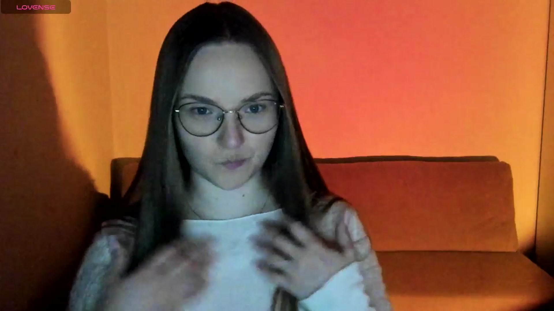 Gallery image thumbnail from Shy_Melany's myfreecams stream on, 12/10/2025, 18:03 image 15 of 20