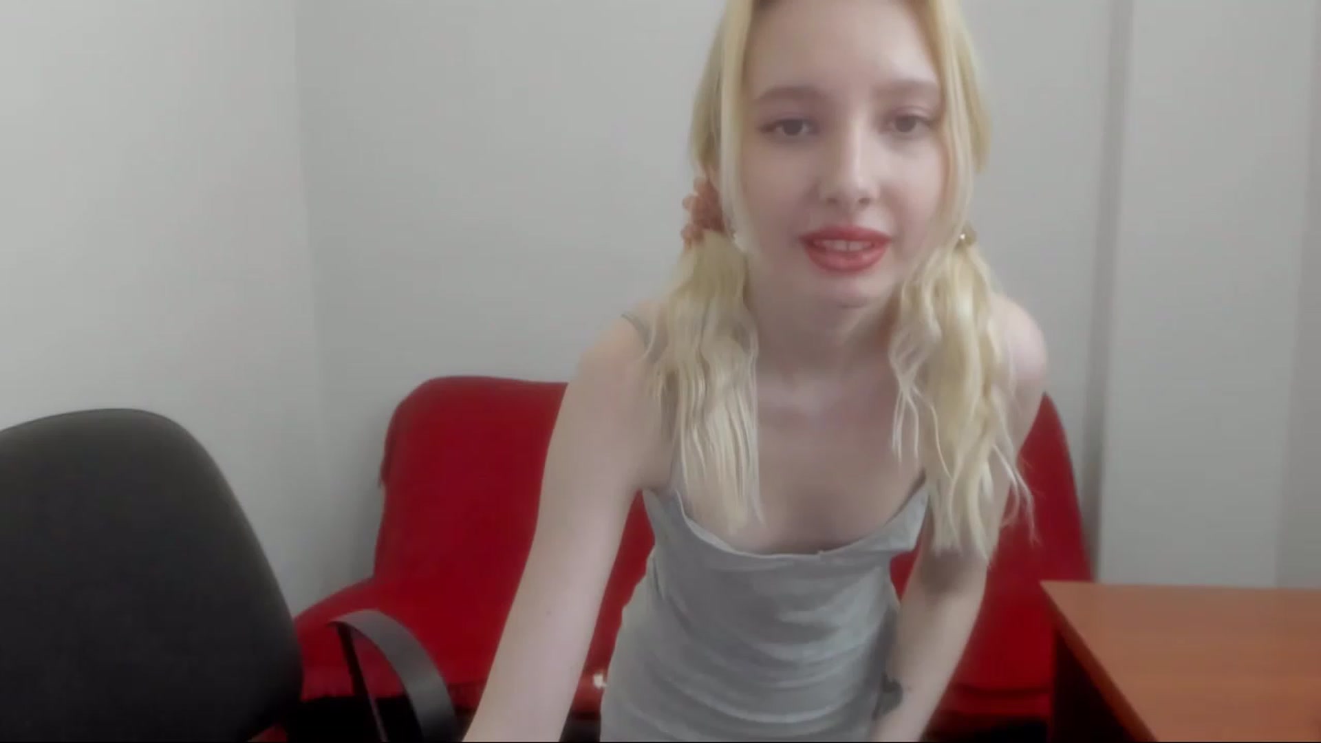 Gallery image thumbnail from Shy_Tiny's myfreecams stream on, 06/05/2023, 11:51 image 4 of 20