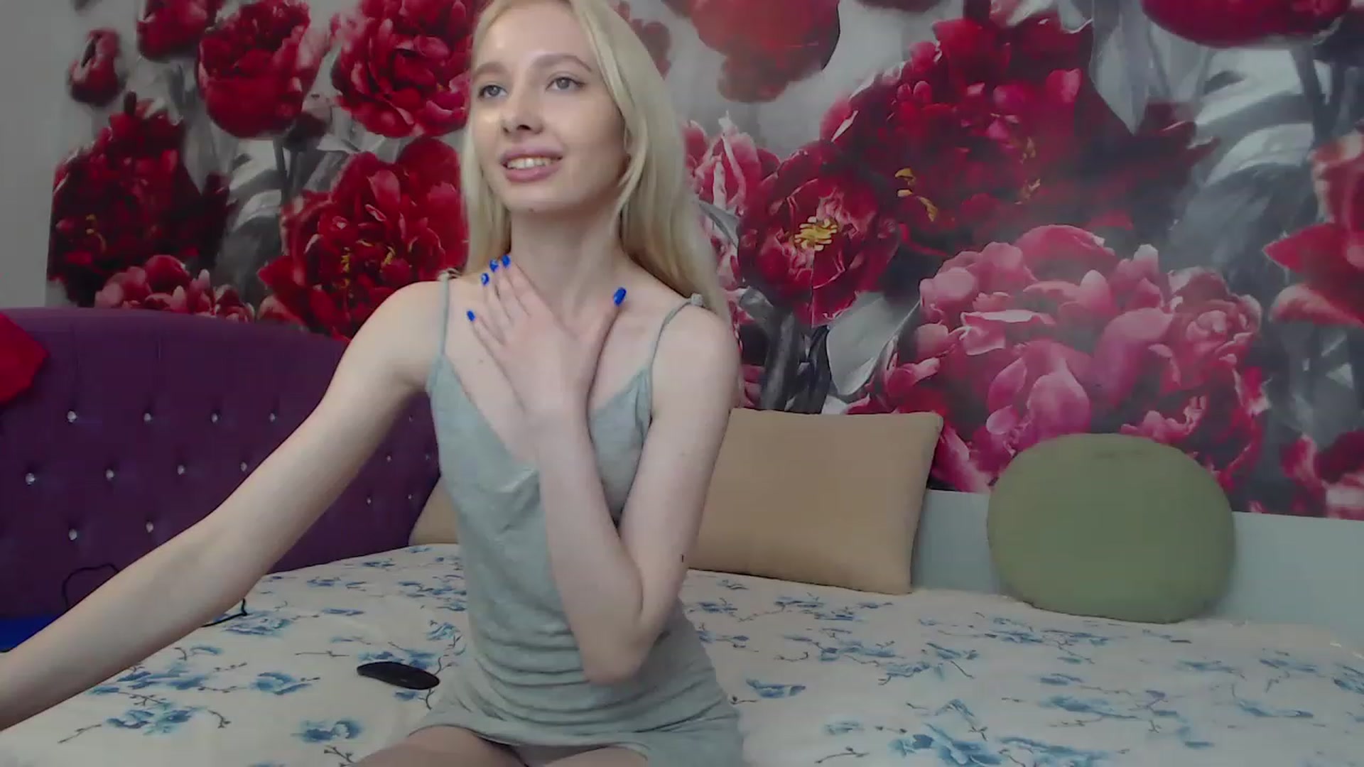 Gallery image thumbnail from Shy_Tiny's myfreecams stream on, 06/12/2023, 09:33 image 5 of 20