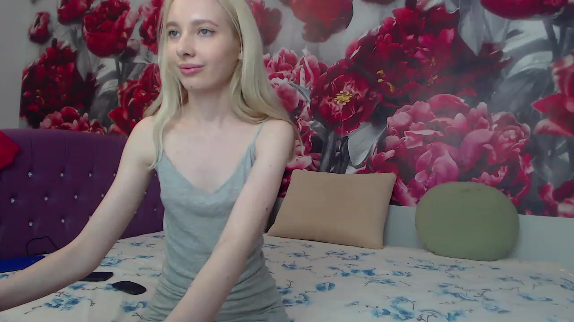 Gallery image thumbnail from Shy_Tiny's myfreecams stream on, 06/12/2023, 09:55 image 7 of 20