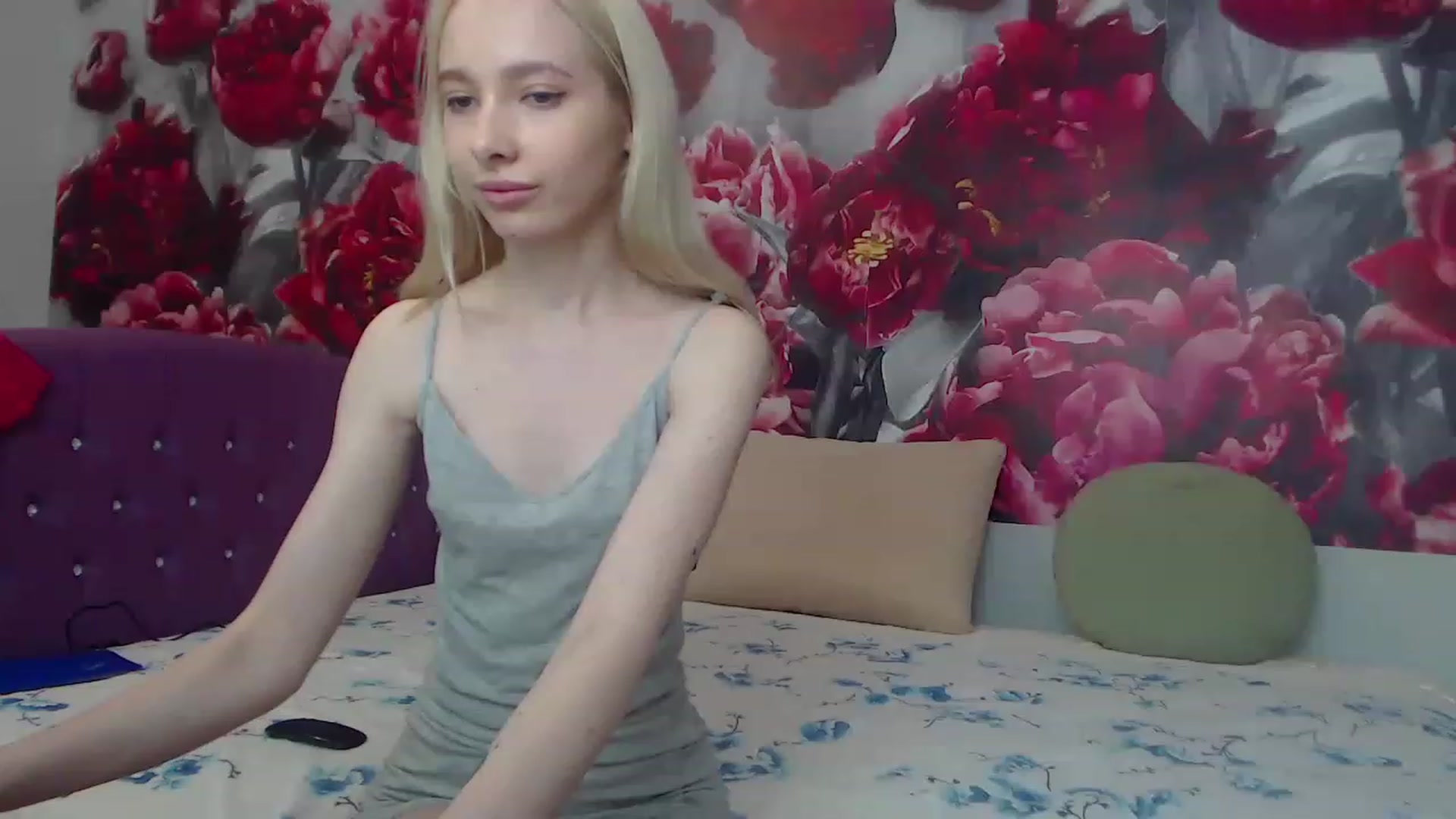 Gallery image thumbnail from Shy_Tiny's myfreecams stream on, 06/12/2023, 09:55 image 3 of 20