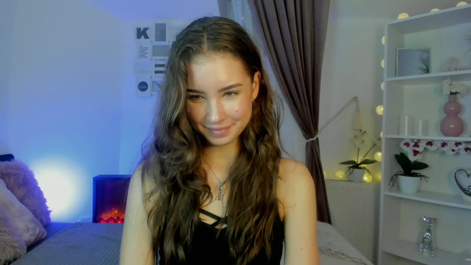 Gallery image thumbnail from Shy_jane's myfreecams stream on, 11/15/2022, 20:34 image 15 of 20