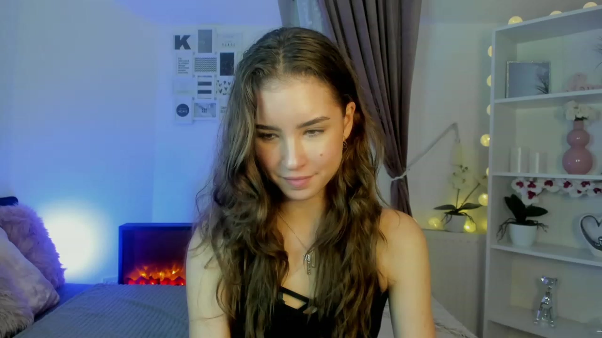 Gallery image thumbnail from Shy_jane's myfreecams stream on, 11/15/2022, 20:34 image 6 of 20