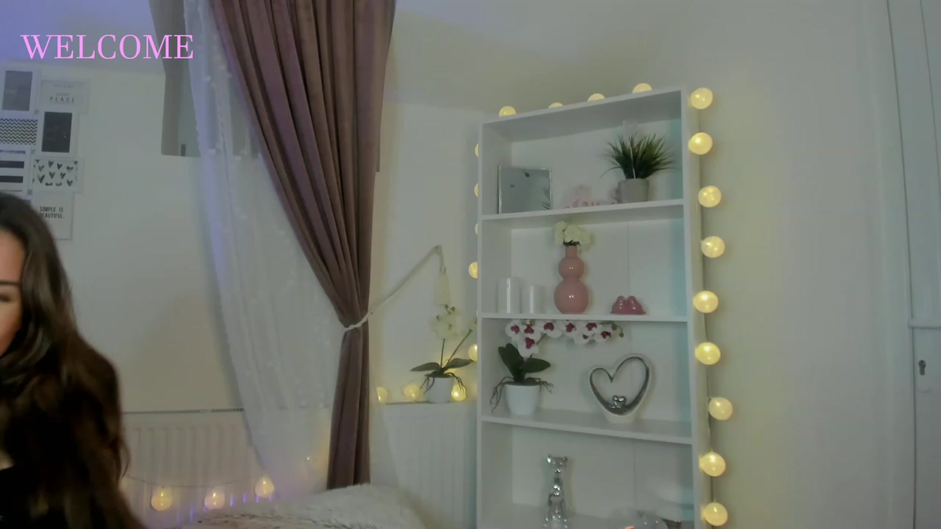 Gallery image thumbnail from Shy_jane's myfreecams stream on, 11/17/2022, 17:53 image 9 of 20