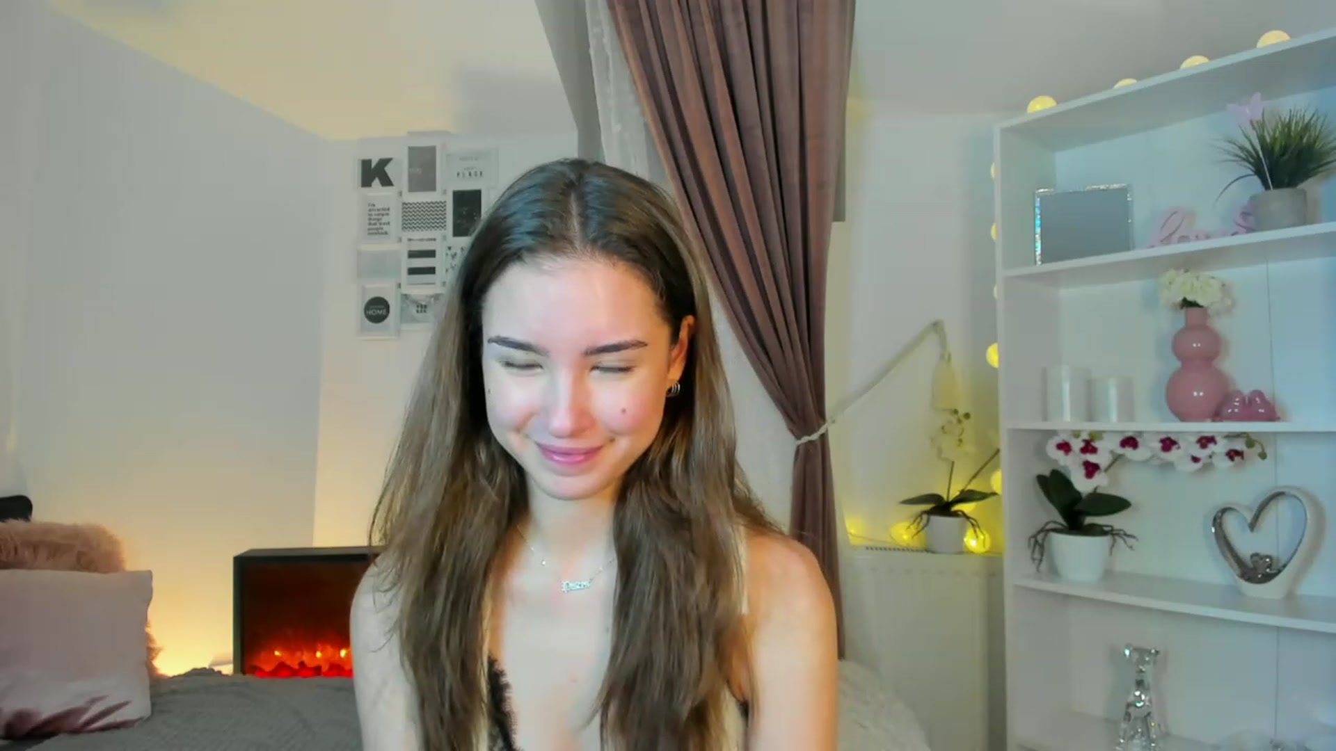 Gallery image thumbnail from Shy_jane's myfreecams stream on, 11/24/2022, 15:10 image 13 of 20