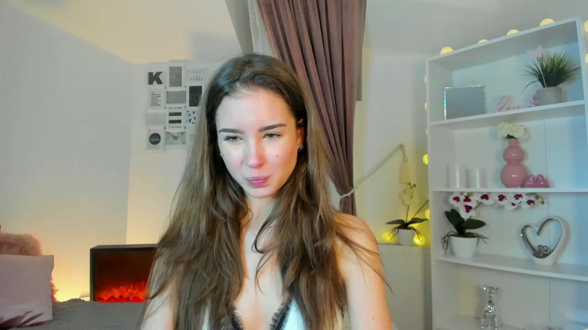 Gallery image thumbnail from Shy_jane's myfreecams stream on, 11/24/2022, 18:51 image 6 of 20