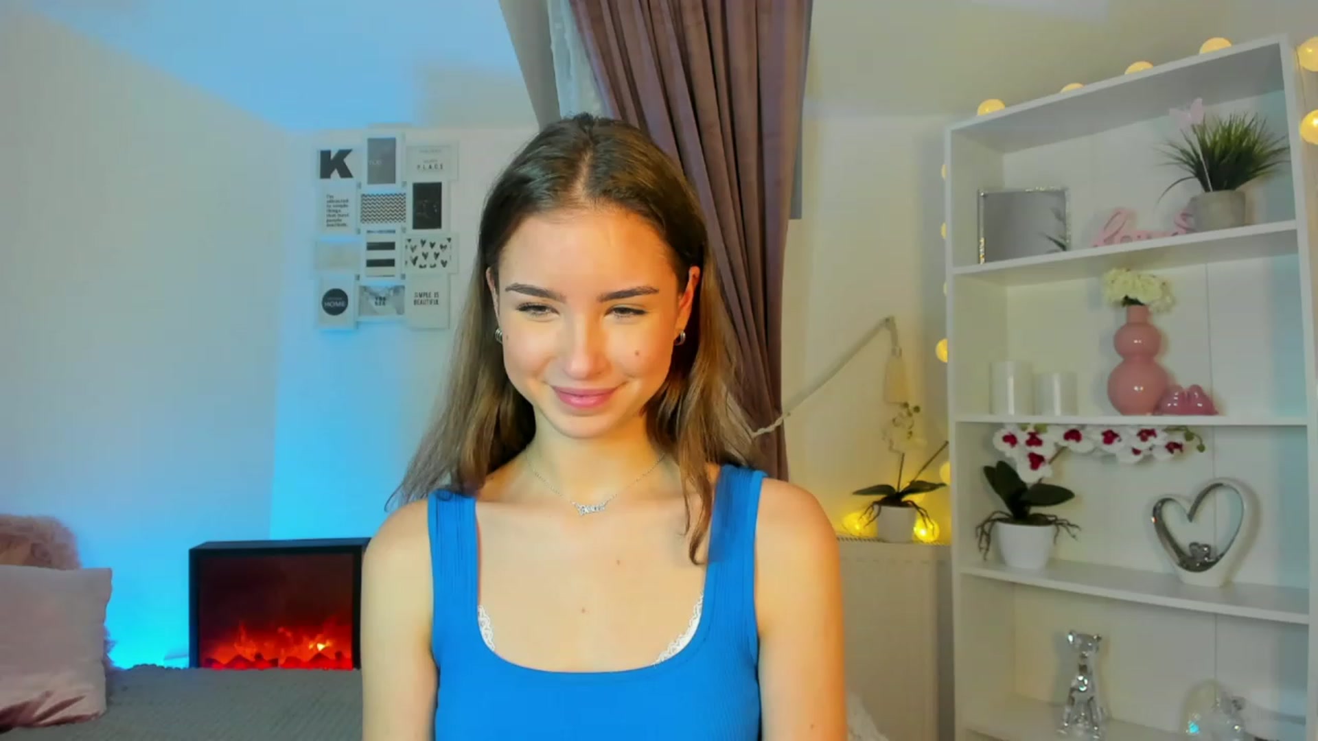 Gallery image thumbnail from Shy_jane's myfreecams stream on, 11/25/2022, 19:07 image 12 of 20