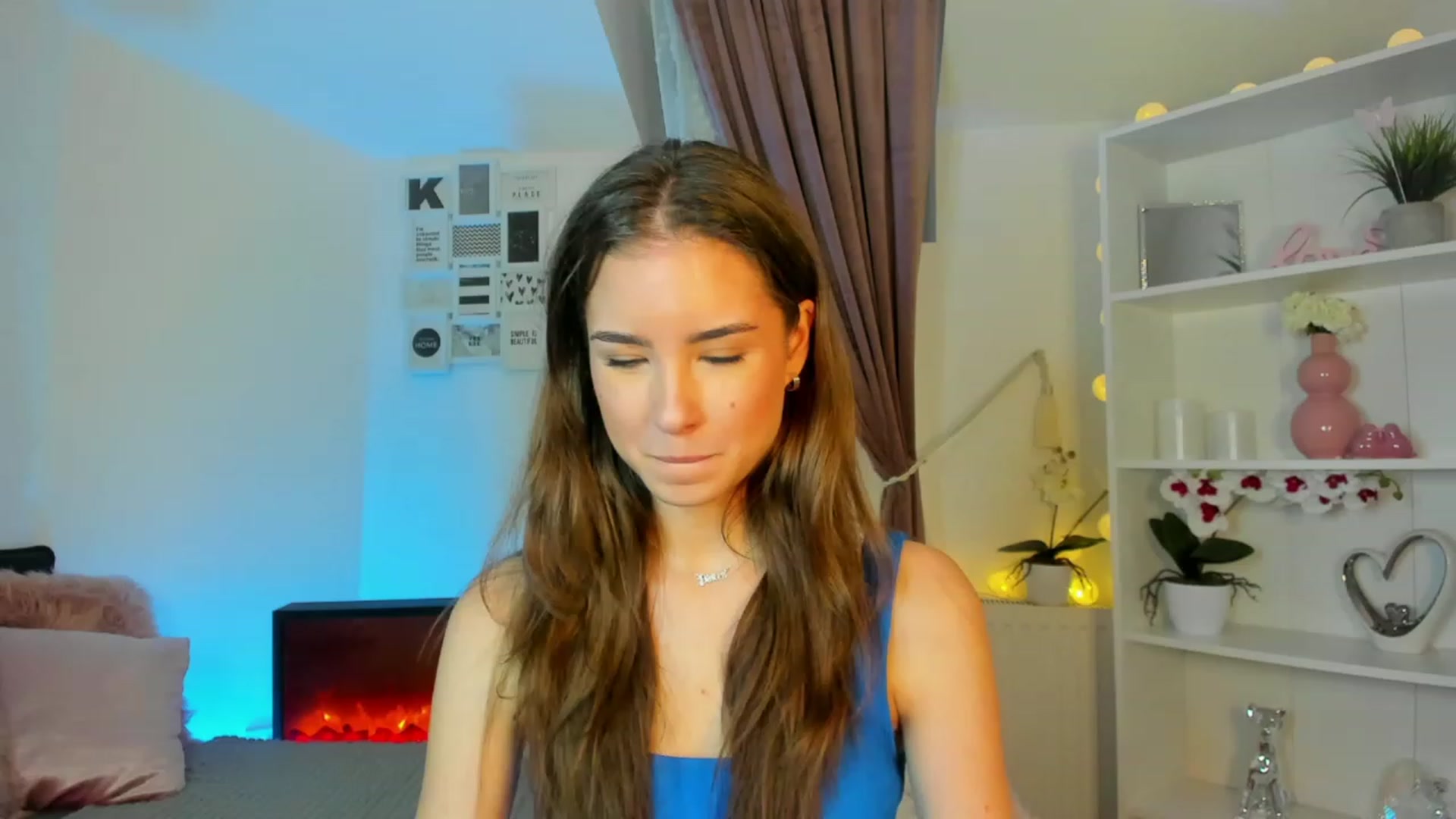 Gallery image thumbnail from Shy_jane's myfreecams stream on, 11/25/2022, 20:00 image 5 of 20