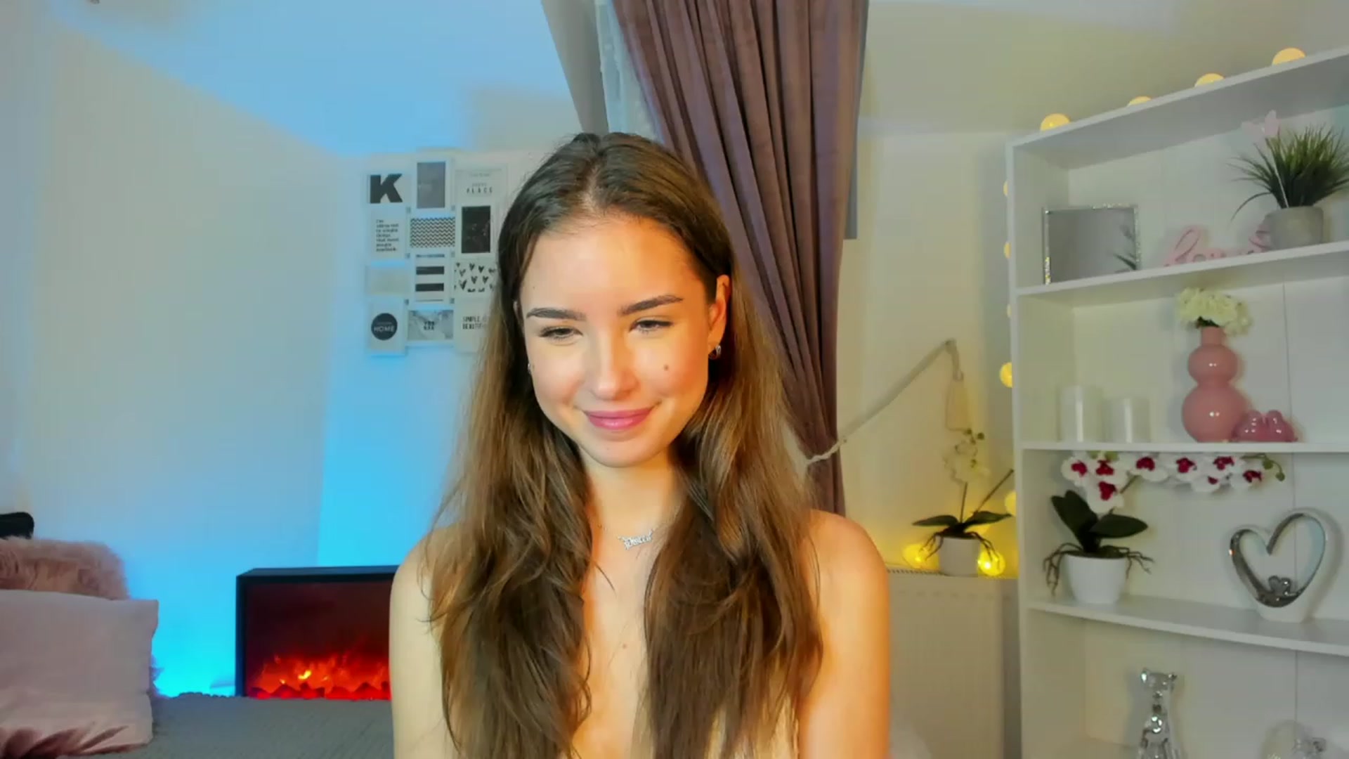 Gallery image thumbnail from Shy_jane's myfreecams stream on, 11/25/2022, 20:00 image 19 of 20