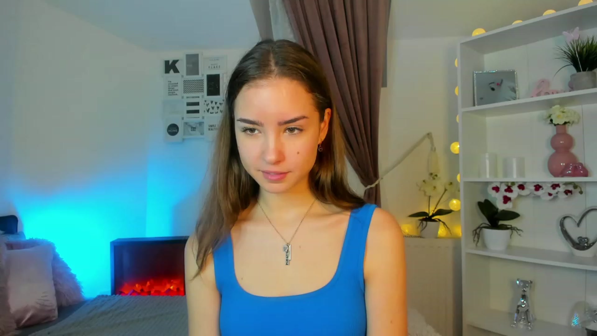 Gallery image thumbnail from Shy_jane's myfreecams stream on, 12/01/2022, 10:36 image 3 of 20