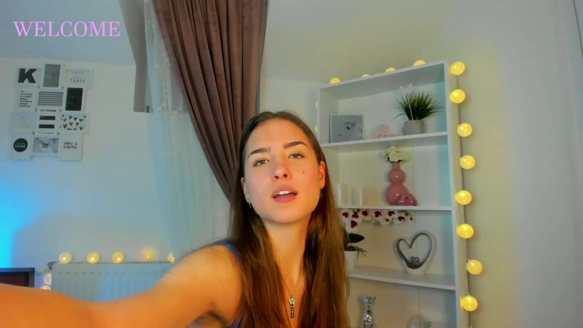 Gallery image thumbnail from Shy_jane's myfreecams stream on, 12/01/2022, 15:28 image 10 of 20