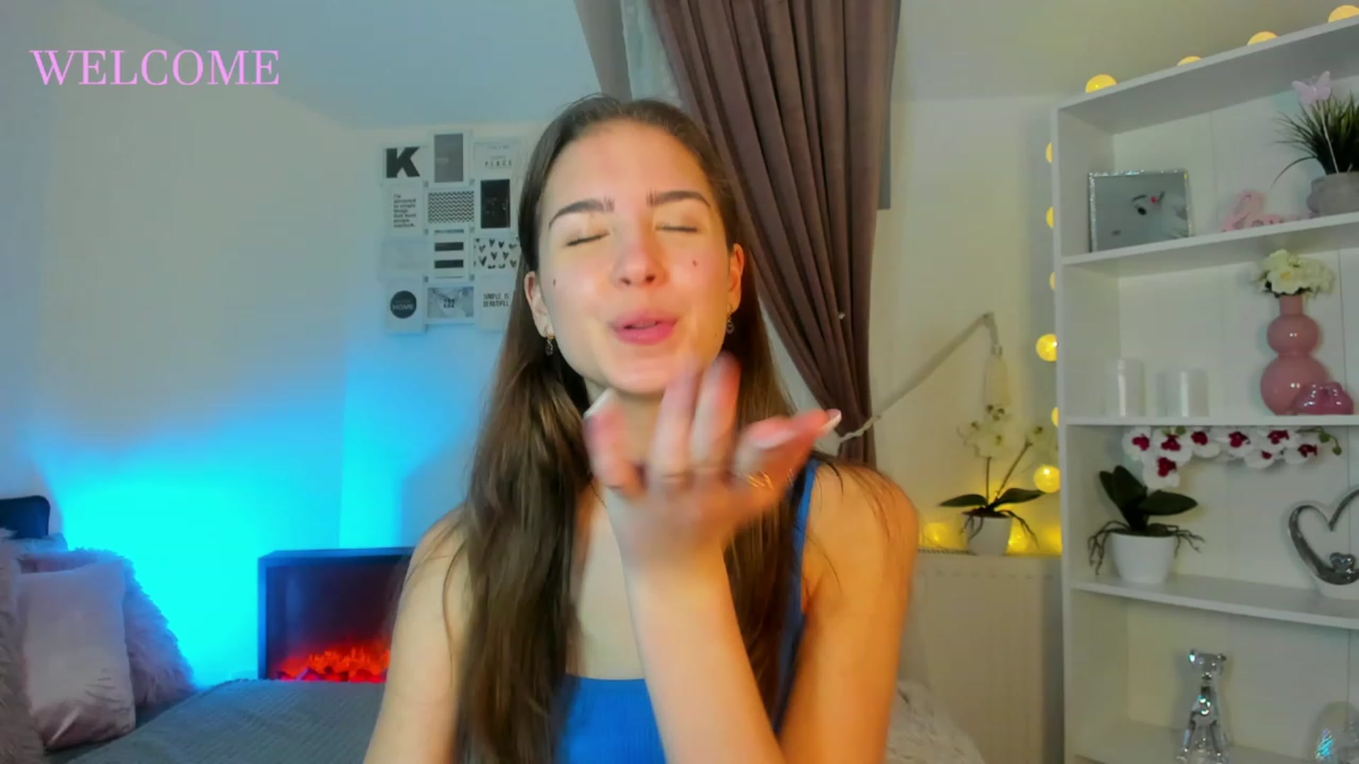 Gallery image thumbnail from Shy_jane's myfreecams stream on, 12/01/2022, 17:31 image 16 of 20