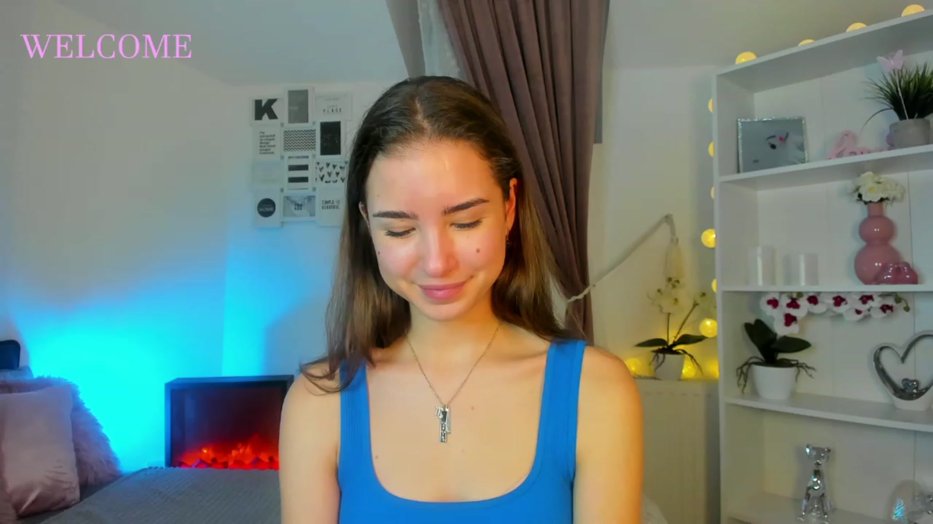 Gallery image thumbnail from Shy_jane's myfreecams stream on, 12/01/2022, 18:44 image 14 of 20