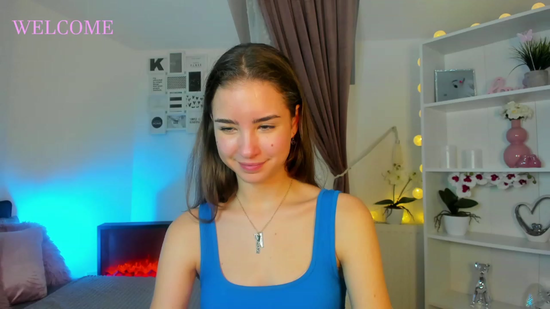 Gallery image thumbnail from Shy_jane's myfreecams stream on, 12/01/2022, 18:44 image 18 of 20