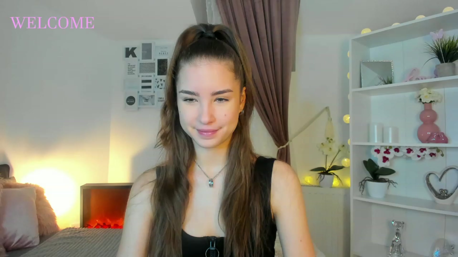 Gallery image thumbnail from Shy_jane's myfreecams stream on, 12/04/2022, 10:15 image 3 of 20