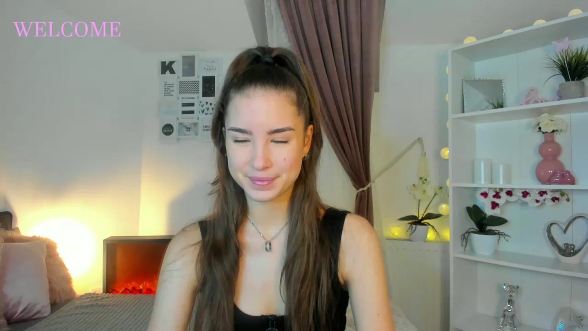 Gallery image thumbnail from Shy_jane's myfreecams stream on, 12/04/2022, 10:15 image 2 of 20