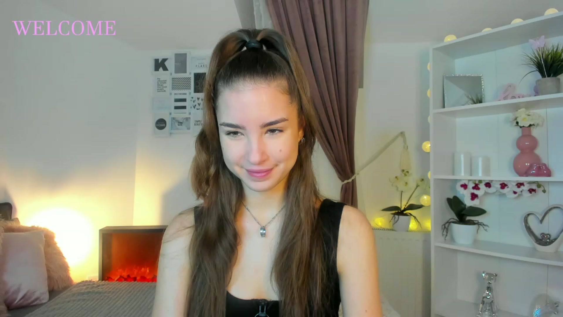 Gallery image thumbnail from Shy_jane's myfreecams stream on, 12/04/2022, 10:15 image 6 of 20