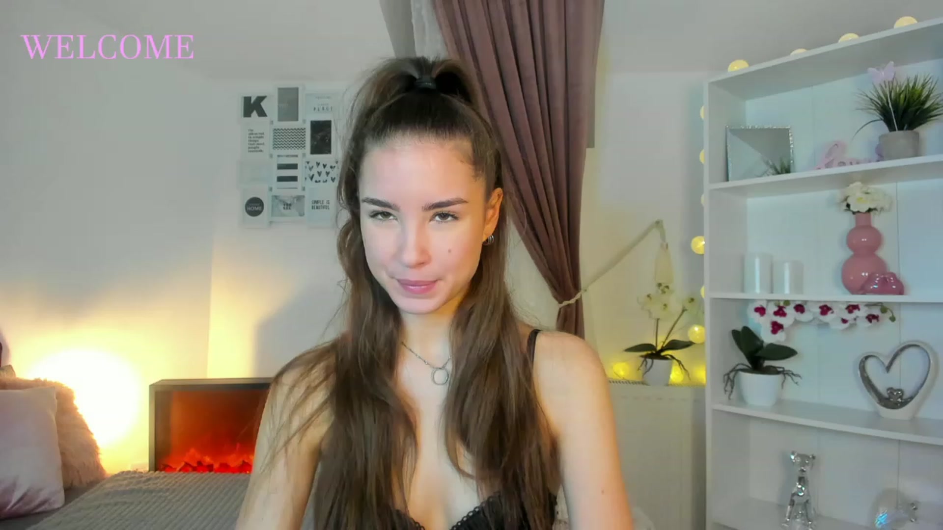 Gallery image thumbnail from Shy_jane's myfreecams stream on, 12/04/2022, 10:15 image 17 of 20