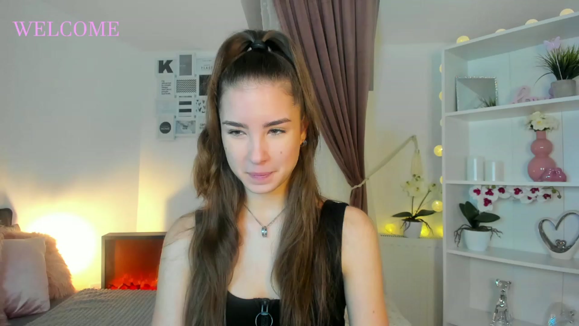 Gallery image thumbnail from Shy_jane's myfreecams stream on, 12/04/2022, 10:15 image 5 of 20