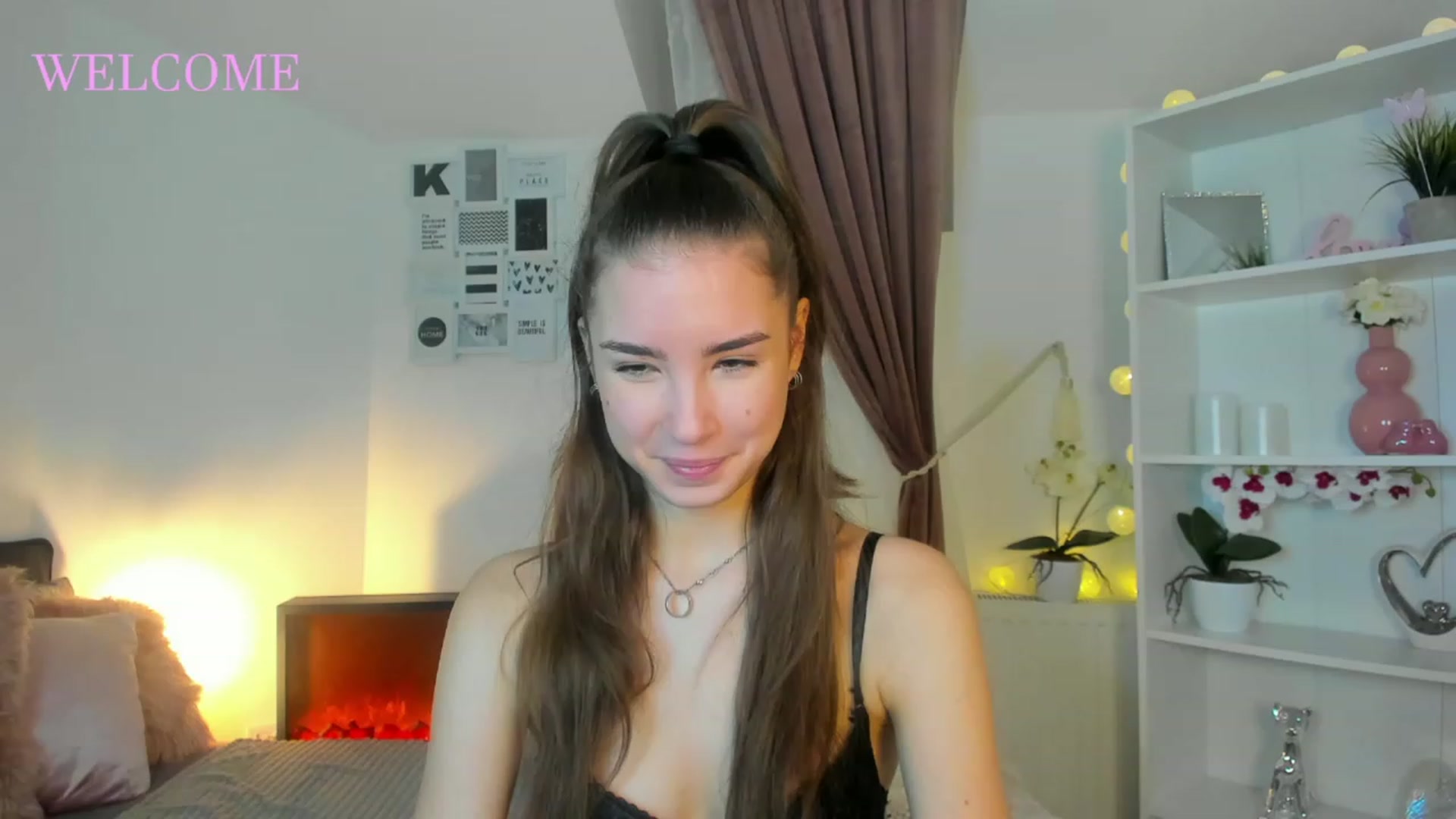 Gallery image thumbnail from Shy_jane's myfreecams stream on, 12/04/2022, 11:51 image 2 of 20