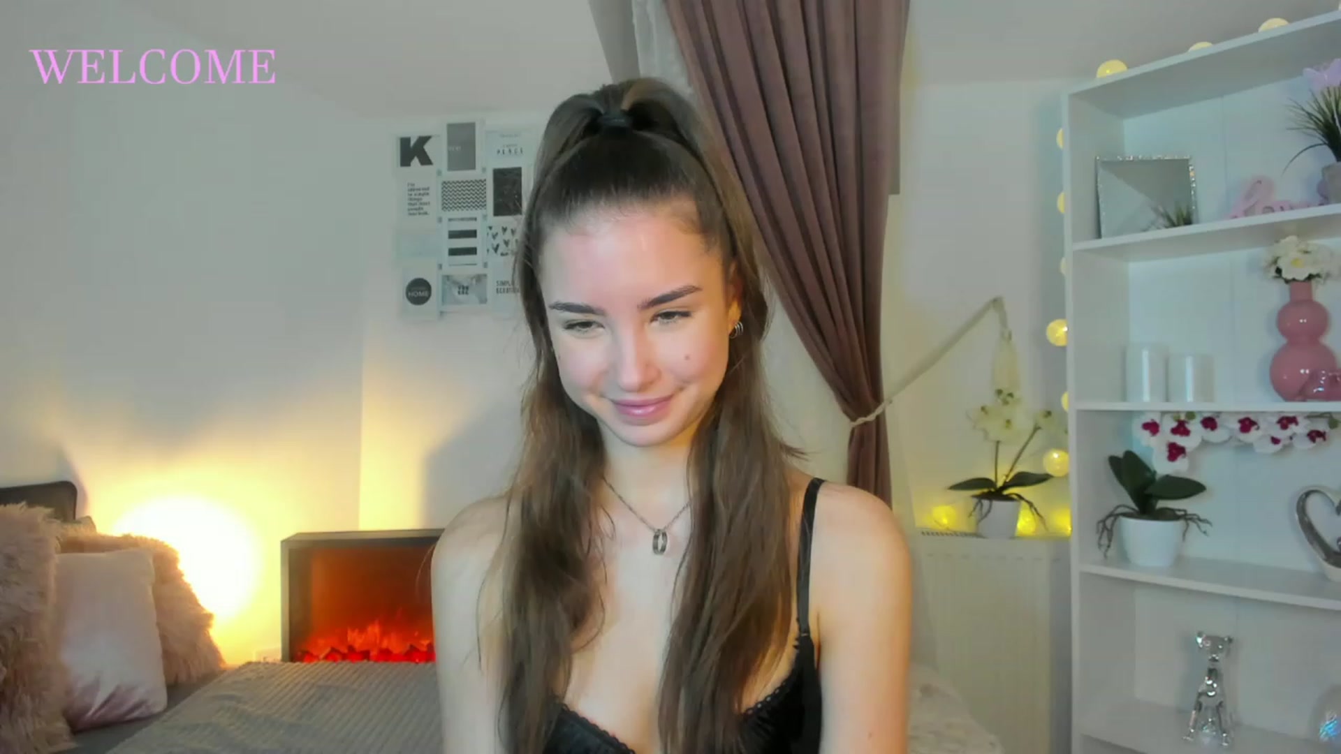 Gallery image thumbnail from Shy_jane's myfreecams stream on, 12/04/2022, 11:51 image 11 of 20