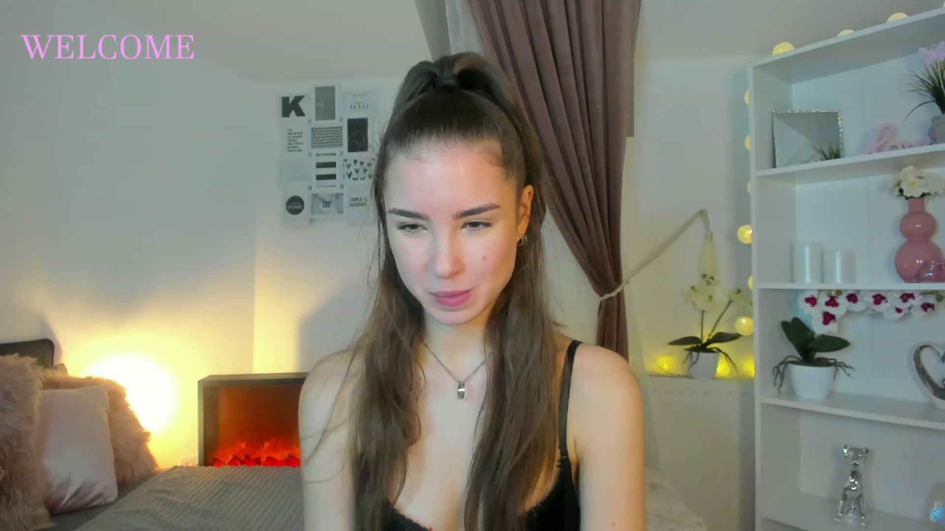 Gallery image thumbnail from Shy_jane's myfreecams stream on, 12/04/2022, 11:51 image 9 of 20