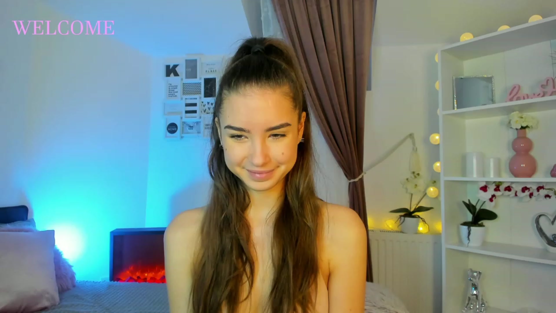 Gallery image thumbnail from Shy_jane's myfreecams stream on, 12/08/2022, 11:41 image 12 of 20