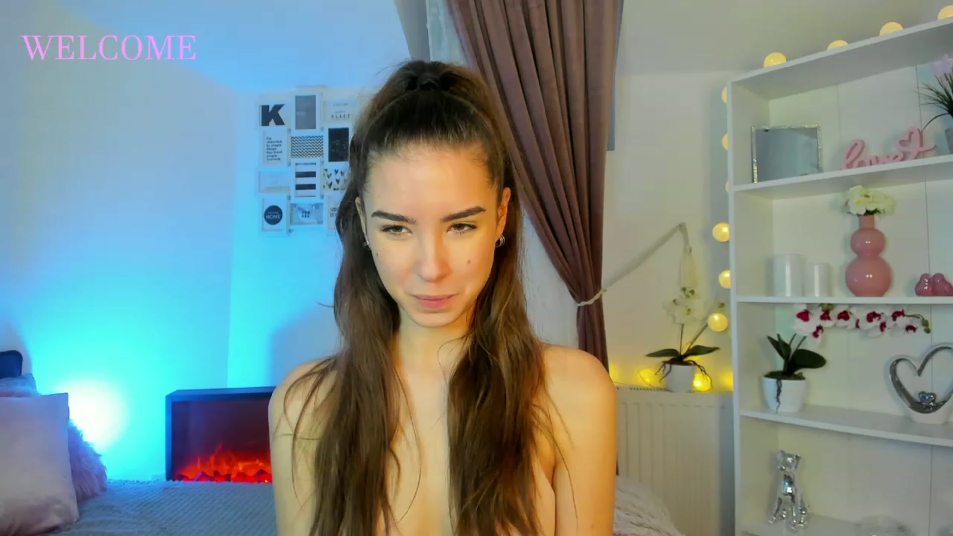 Gallery image thumbnail from Shy_jane's myfreecams stream on, 12/08/2022, 11:41 image 17 of 20