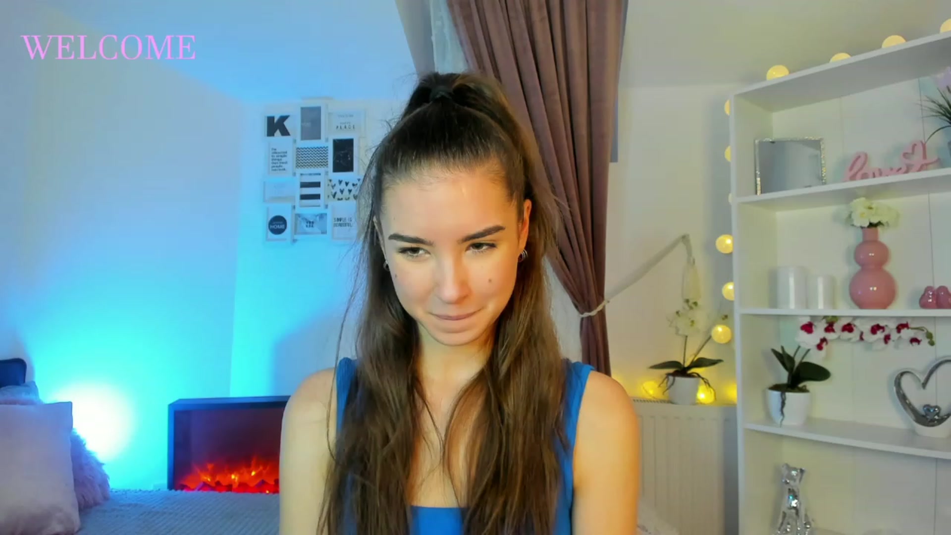 Gallery image thumbnail from Shy_jane's myfreecams stream on, 12/08/2022, 13:41 image 10 of 20