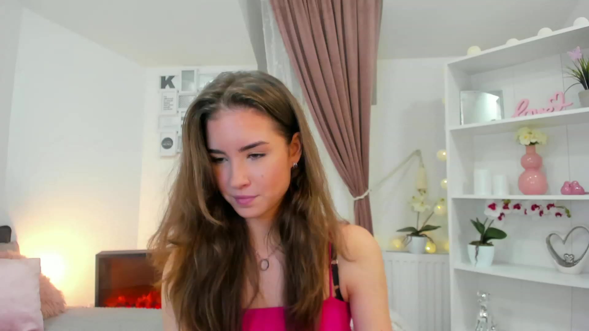 Gallery image thumbnail from Shy_jane's myfreecams stream on, 12/09/2022, 14:57 image 1 of 20