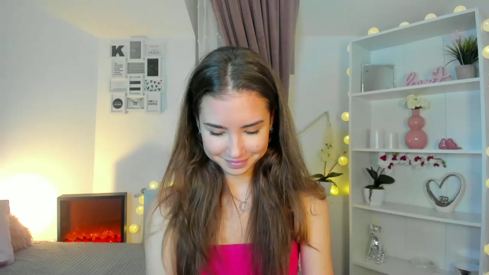 Gallery image thumbnail from Shy_jane's myfreecams stream on, 12/09/2022, 17:07 image 20 of 20