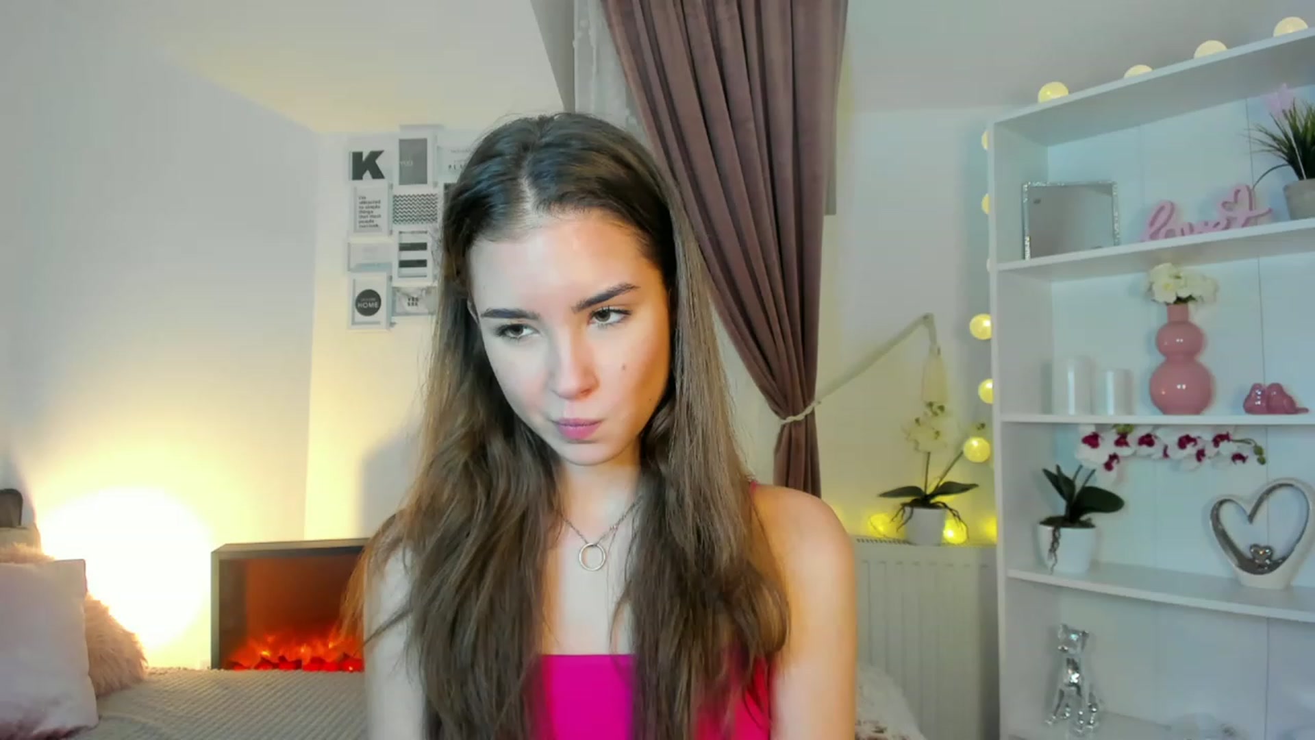 Gallery image thumbnail from Shy_jane's myfreecams stream on, 12/09/2022, 17:55 image 14 of 20