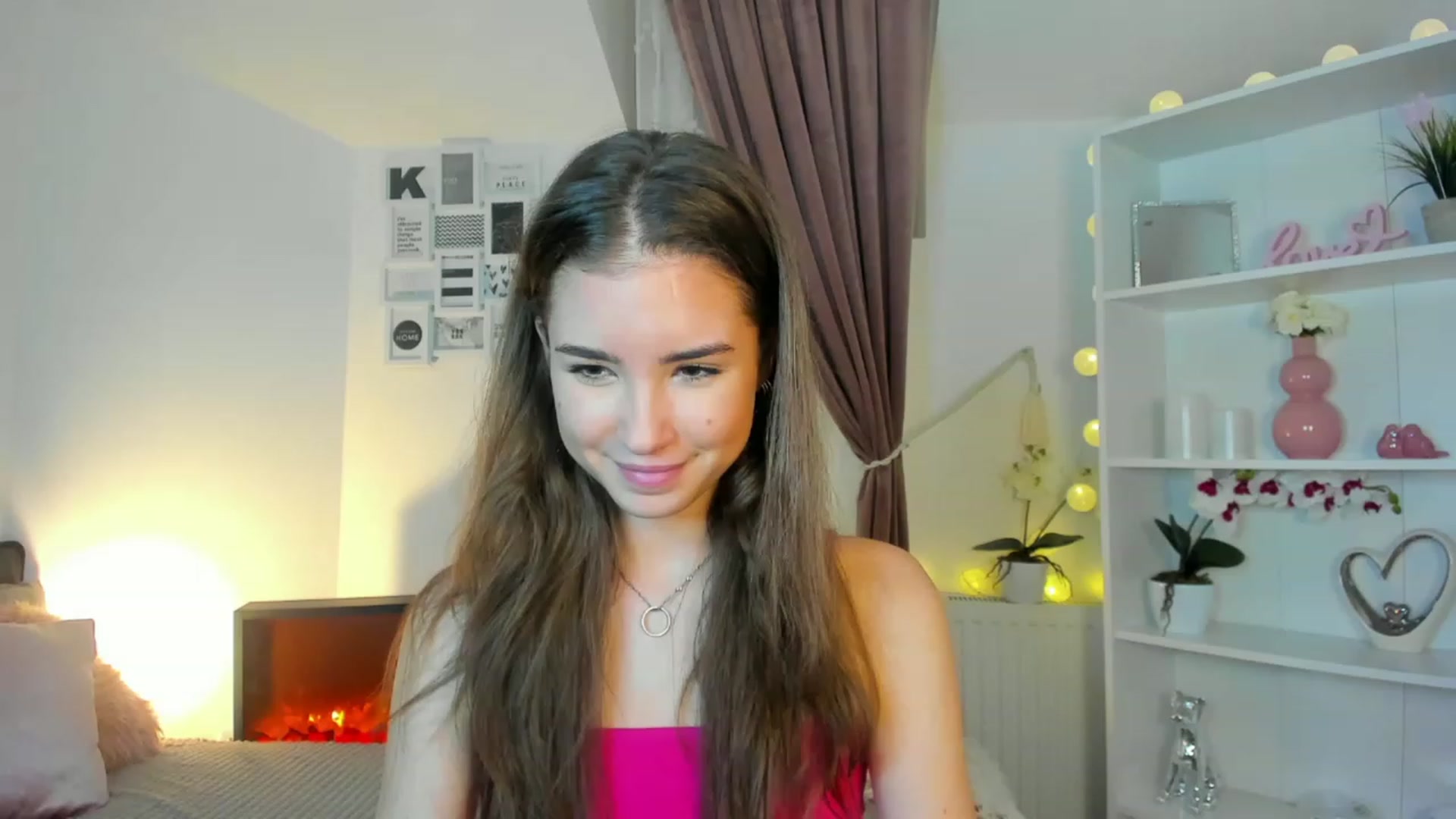 Gallery image thumbnail from Shy_jane's myfreecams stream on, 12/09/2022, 17:55 image 15 of 20