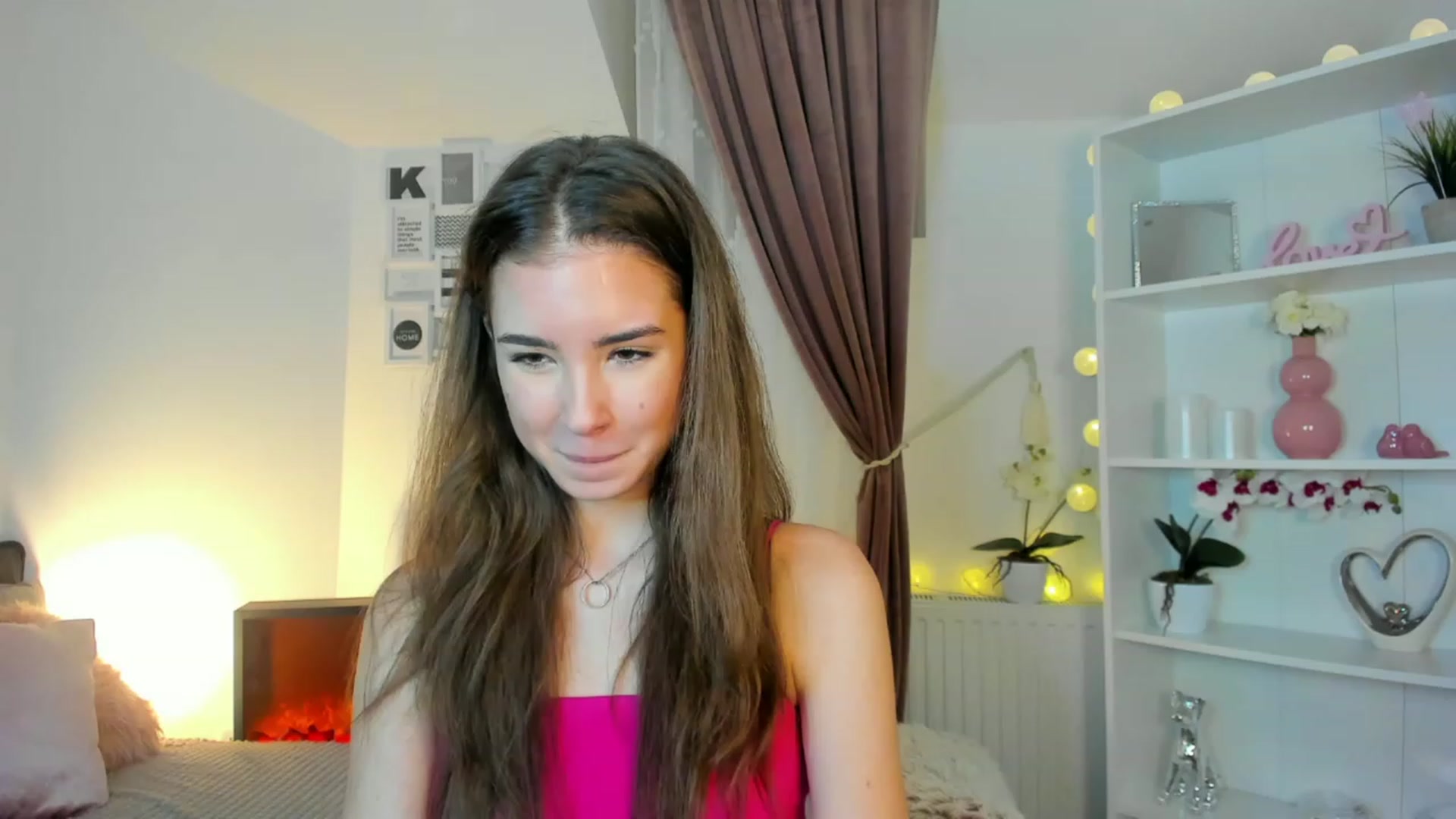 Gallery image thumbnail from Shy_jane's myfreecams stream on, 12/09/2022, 18:15 image 2 of 20