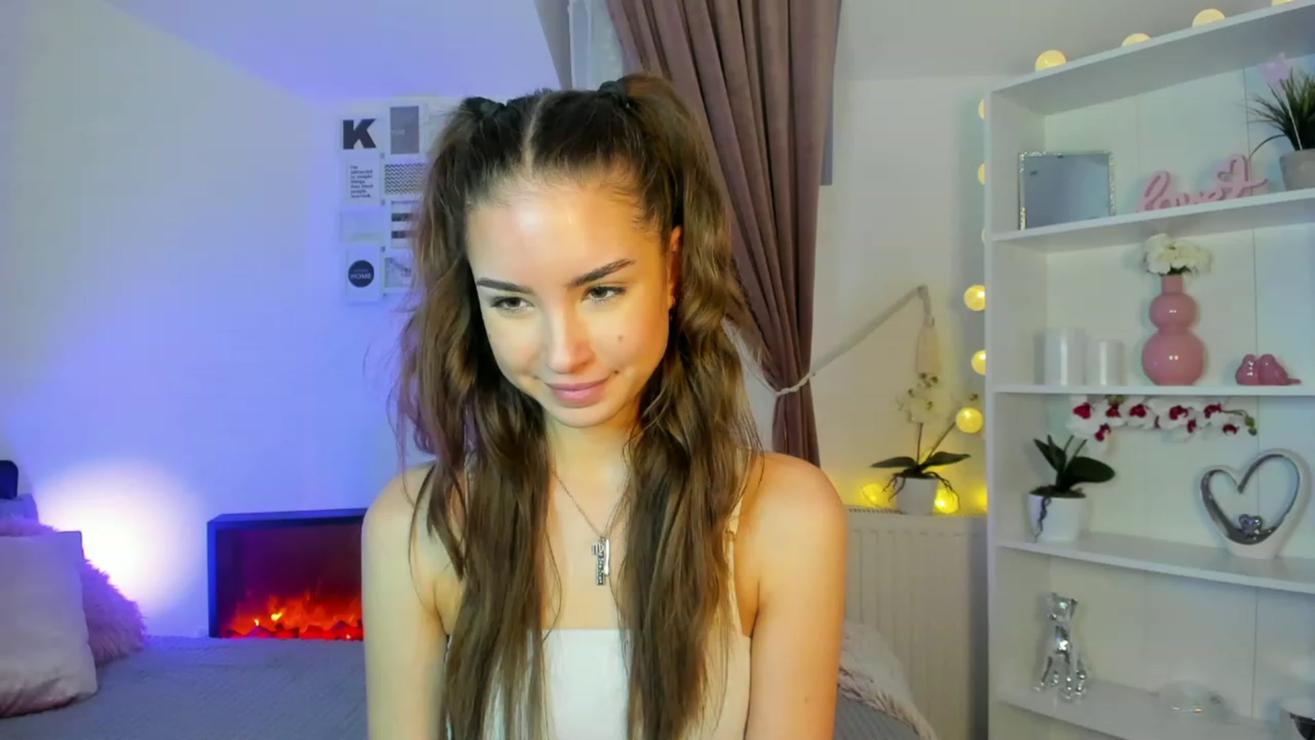 Gallery image thumbnail from Shy_jane's myfreecams stream on, 12/11/2022, 14:04 image 11 of 20