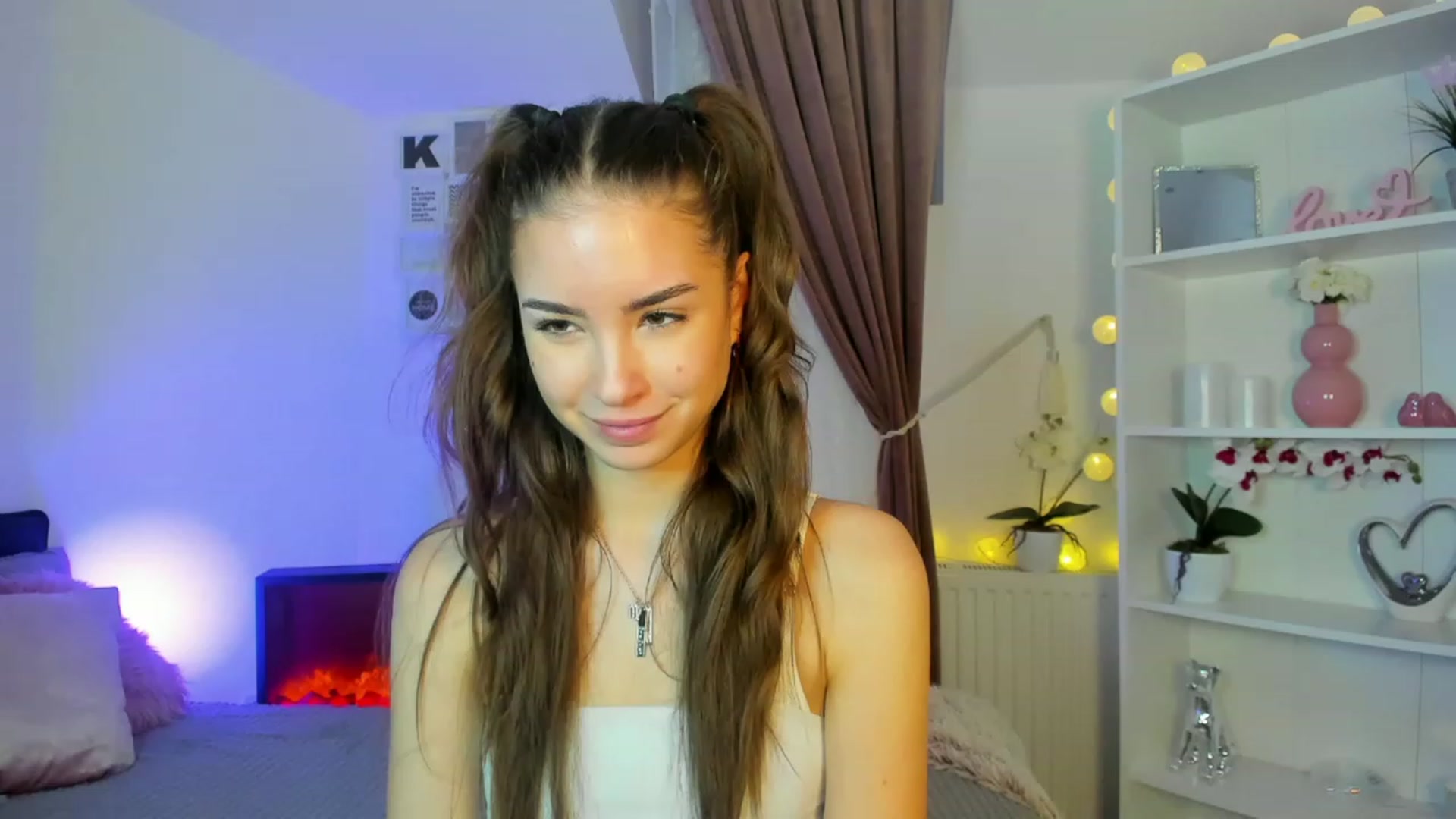 Gallery image thumbnail from Shy_jane's myfreecams stream on, 12/11/2022, 14:04 image 2 of 20