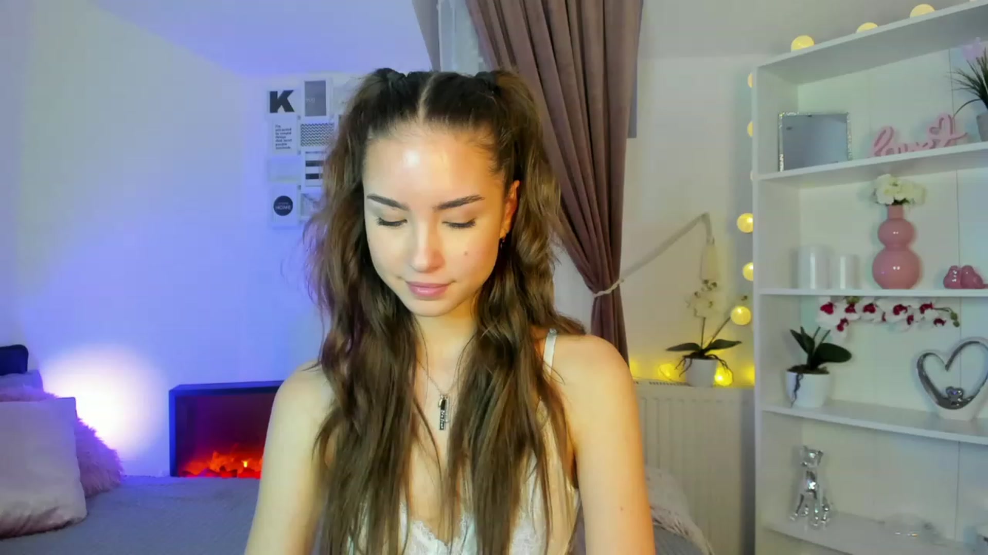 Gallery image thumbnail from Shy_jane's myfreecams stream on, 12/11/2022, 14:51 image 8 of 20