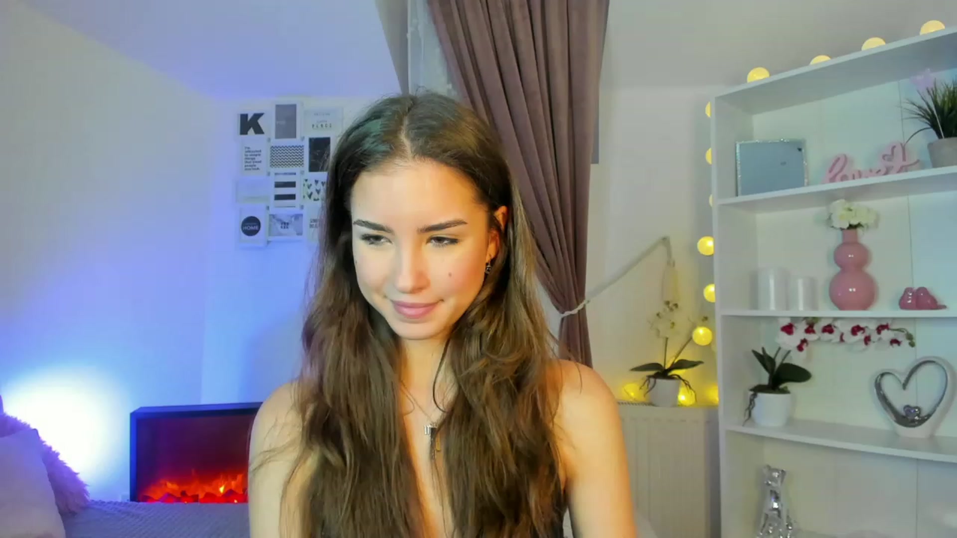 Gallery image thumbnail from Shy_jane's myfreecams stream on, 12/15/2022, 11:21 image 16 of 20
